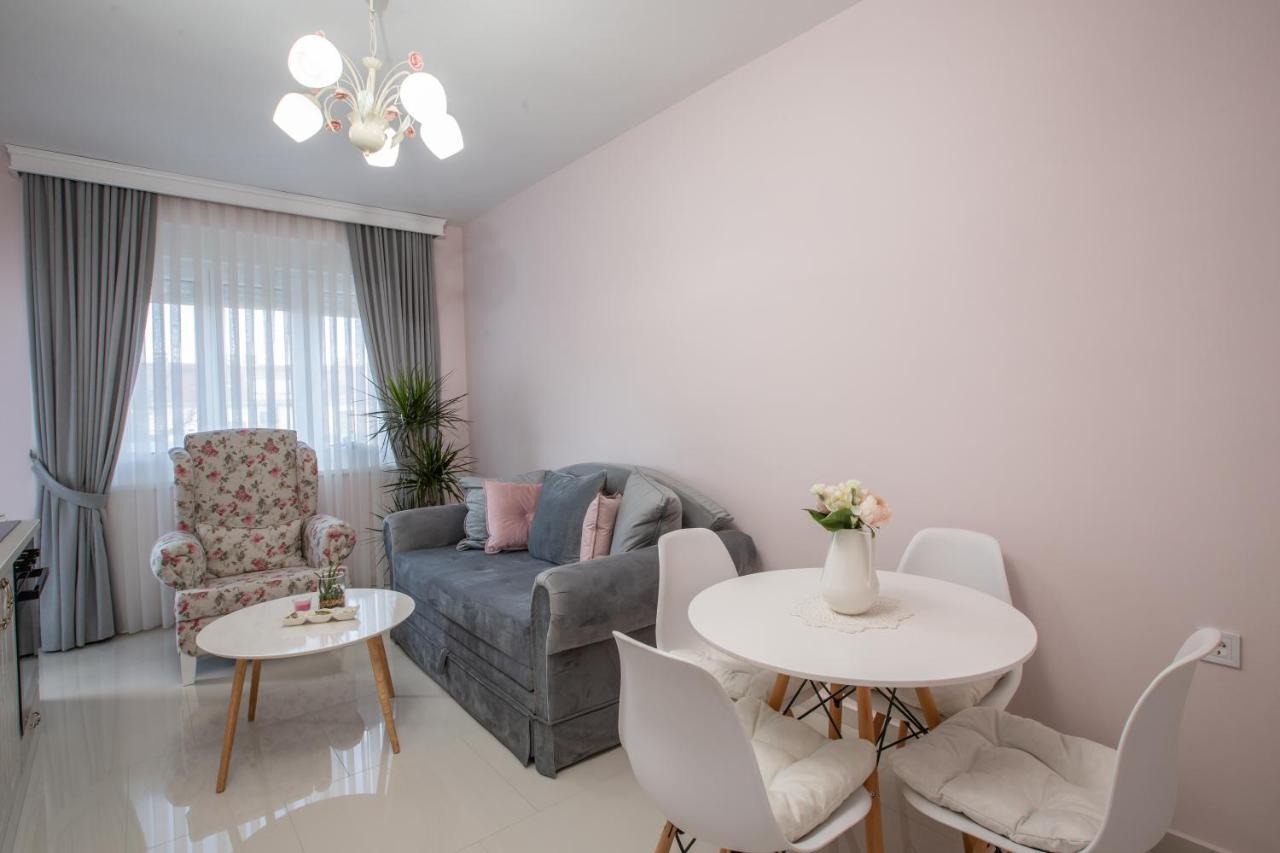Park Apartment In Niksic Exterior photo